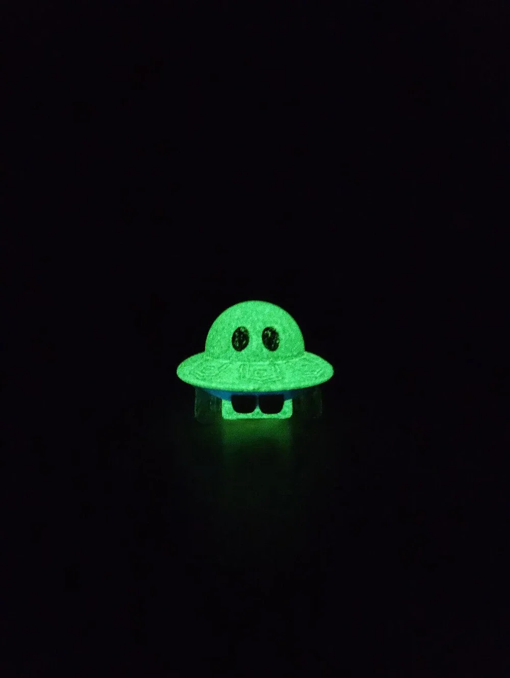 Disney Pixar Cars Mator UFO mini racer